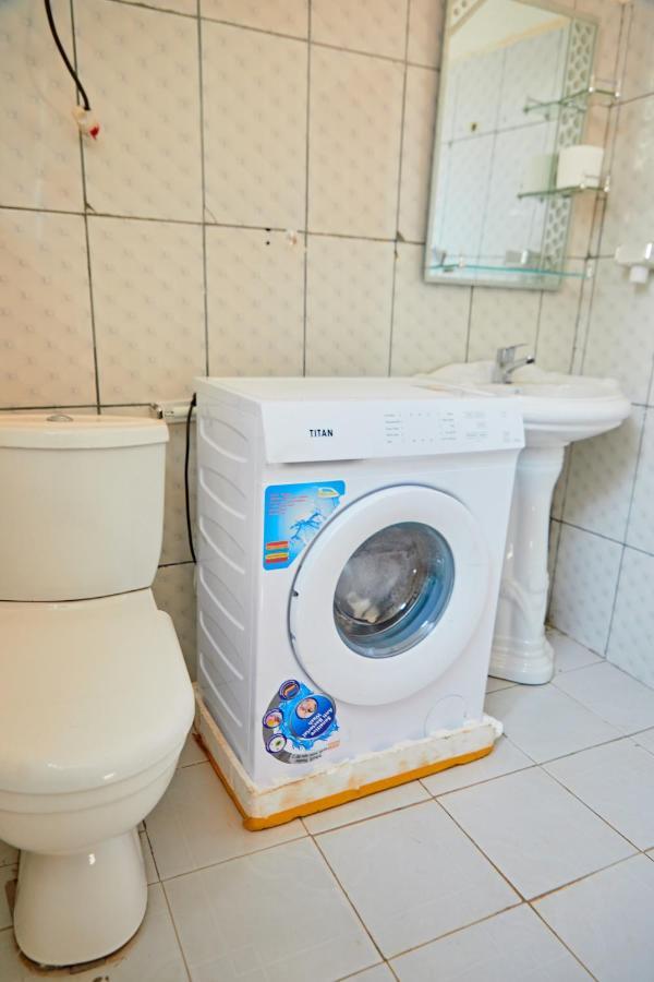 Appartement Avec Vue Panoramique Two Or Three Rooms 야운데 외부 사진