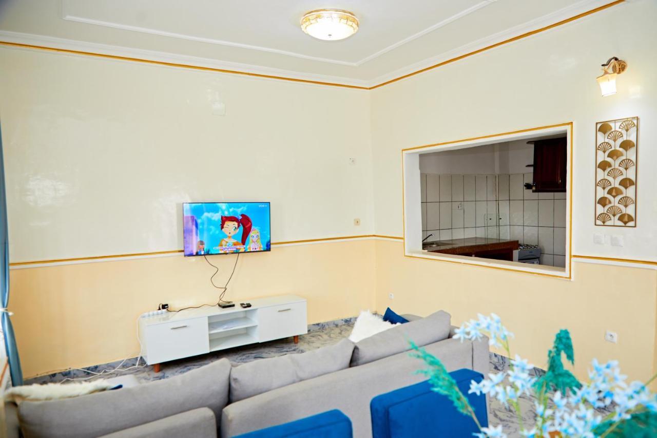 Appartement Avec Vue Panoramique Two Or Three Rooms 야운데 외부 사진