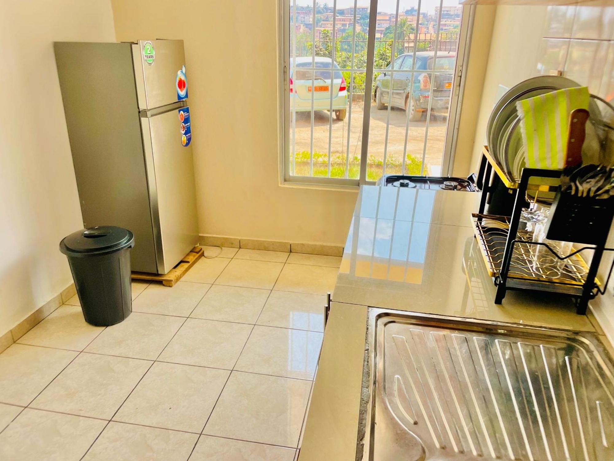 Appartement Avec Vue Panoramique Two Or Three Rooms 야운데 외부 사진